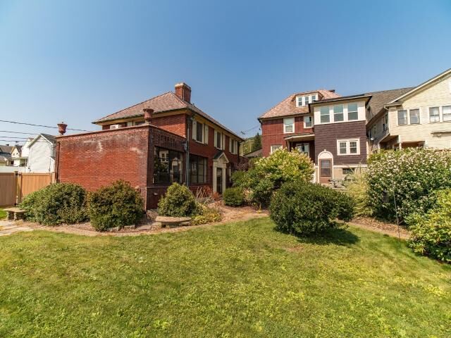 Property Photo:  25 School Street  PA 16701 