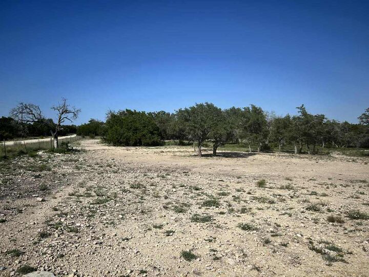 Property Photo:  372 Private Road 3447  TX 76539 