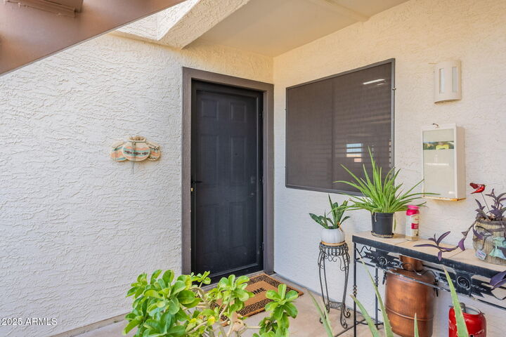 Property Photo: 16528 E Gunsight Drive 105 AZ 85268