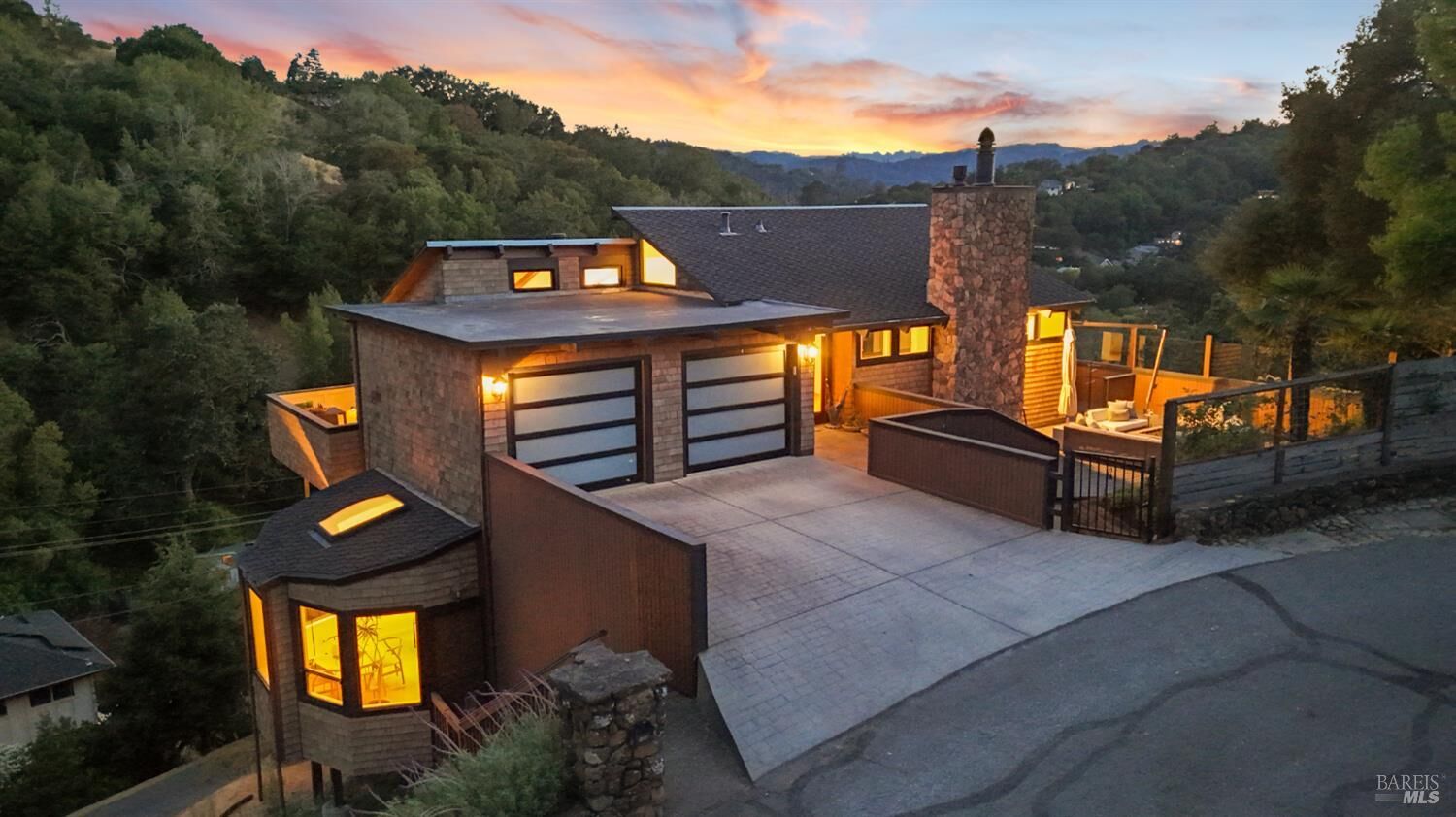 Property Photo:  103 Holstein Road  CA 94960 