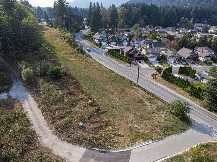 Property Photo: 66026 Kawkawa Lake Road 5 BC V0X 1L1