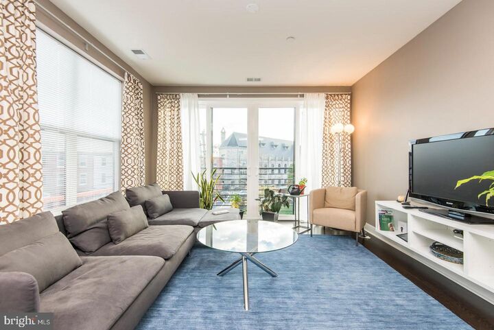 Property Photo:  600 S 24th Street 203  PA 19146 