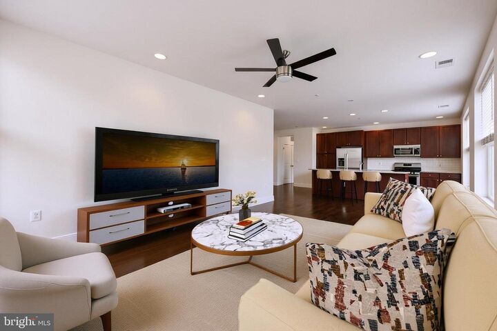 Property Photo:  600 S 24th Street 203  PA 19146 