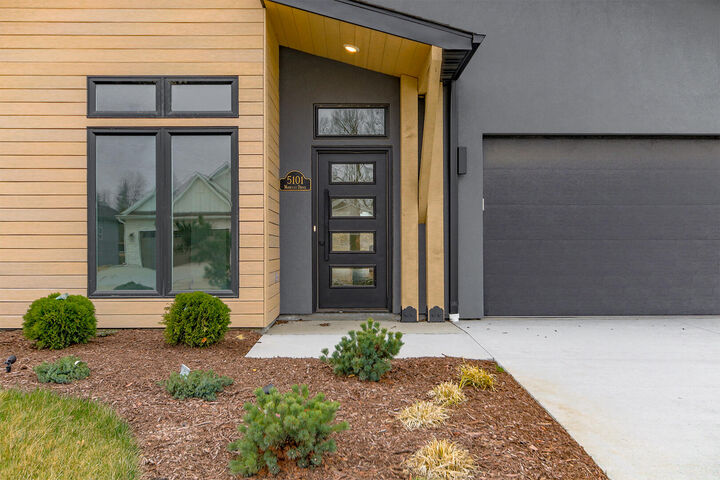 Property Photo:  5101 Modesto Dr  MO 65203 