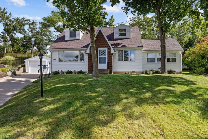 18 Blake Terrace SE  Cedar Rapids IA 52403 photo