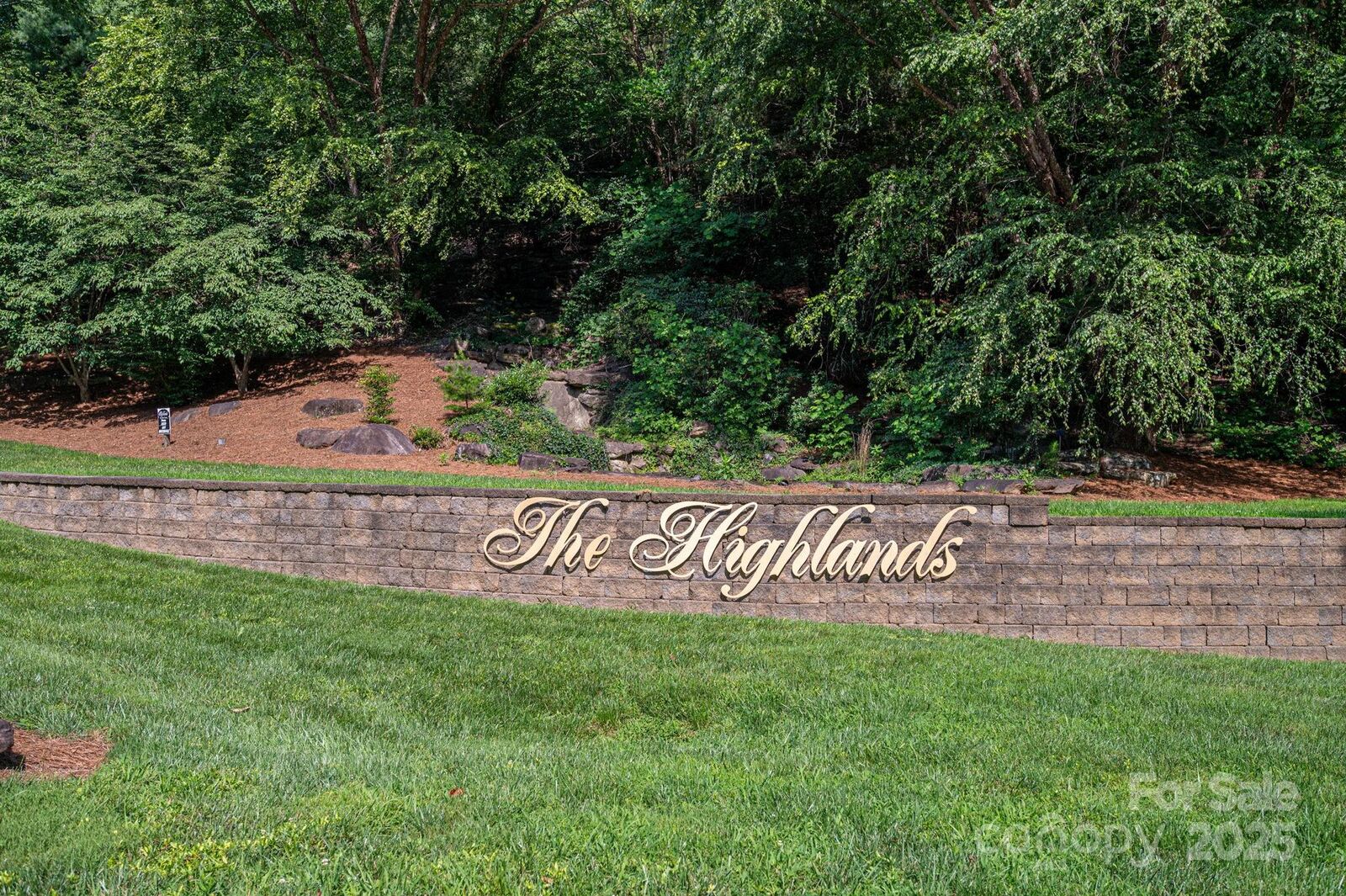 Property Photo:  32 Highland Drive  NC 28746 