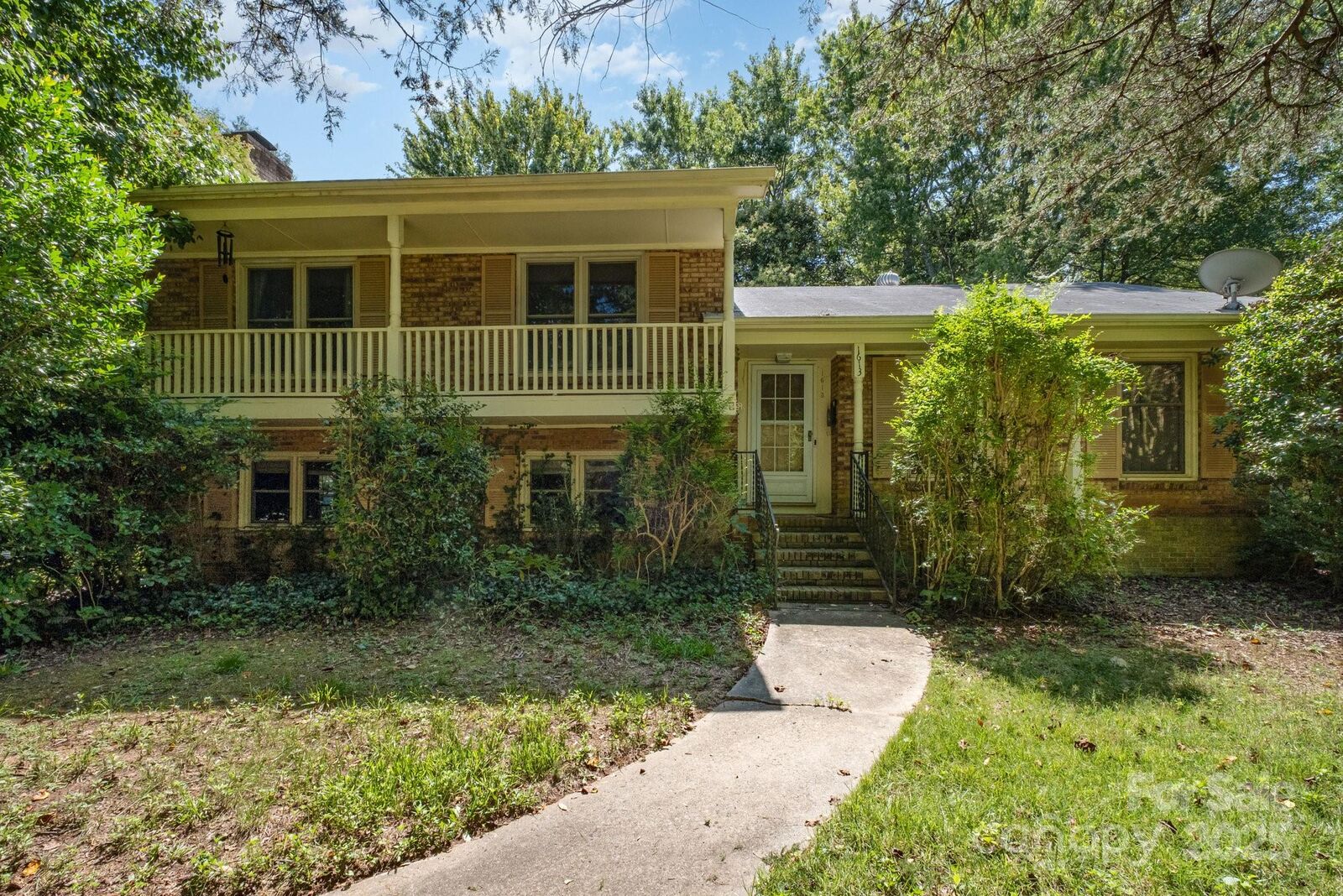 Property Photo:  1613 Dixon Road  NC 28054 