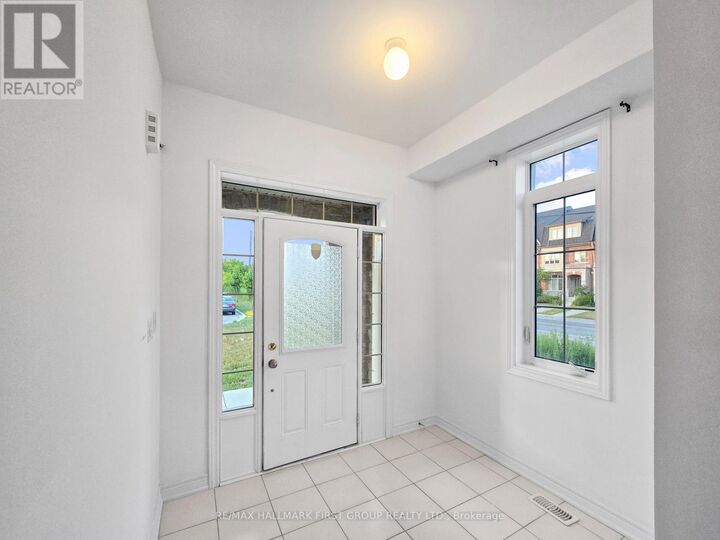 Property Photo: 275 Shadow Place ON L1V 7H7