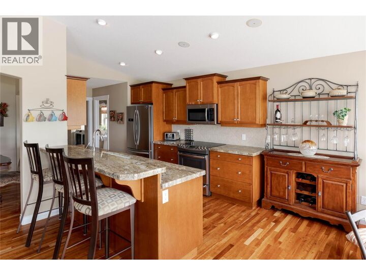 Property Photo:  2455 Quail Ridge Boulevard 111  BC V1V 2S8 