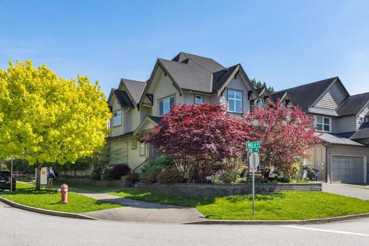 Property Photo: 16266 26 BC V3Z 6Z3