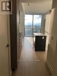 Property Photo:  1 Yorkville Avenue 5003  ON M4W 1L1 