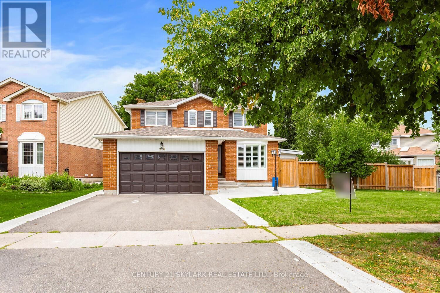 Property Photo:  20 Driscoll Drive  ON L6Y 3H7 