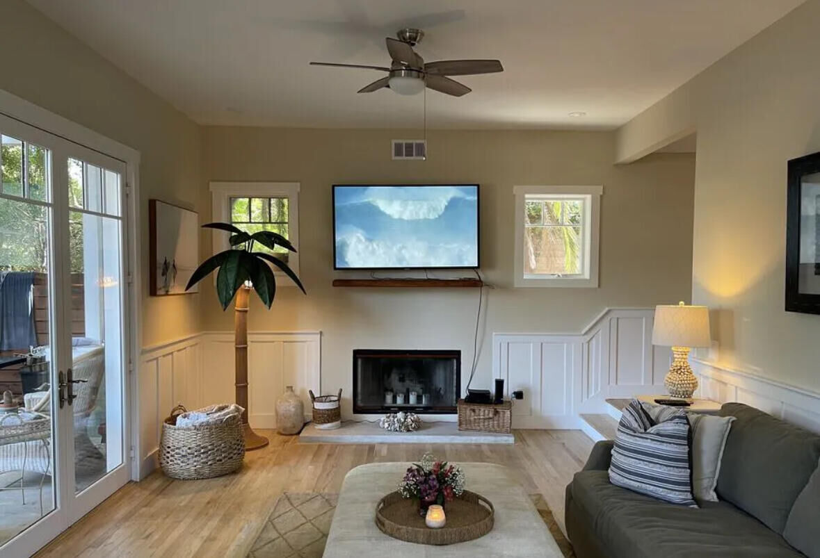 Property Photo: 722 Palms Boulevard CA 90291