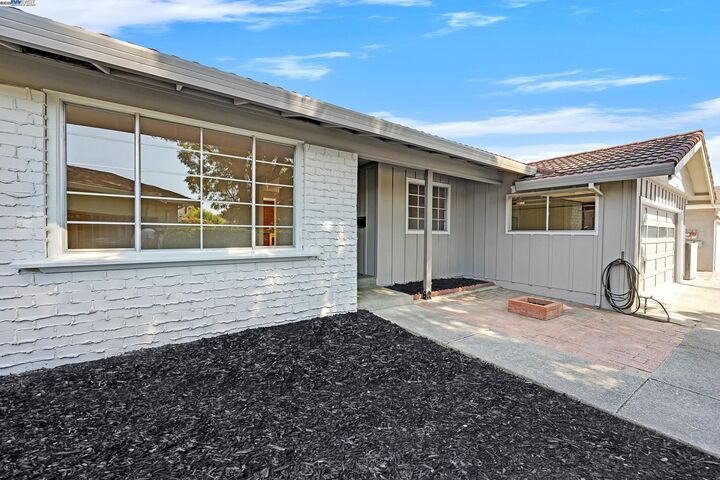 Property Photo:  3100 Mackenzie Pl.  CA 94536 