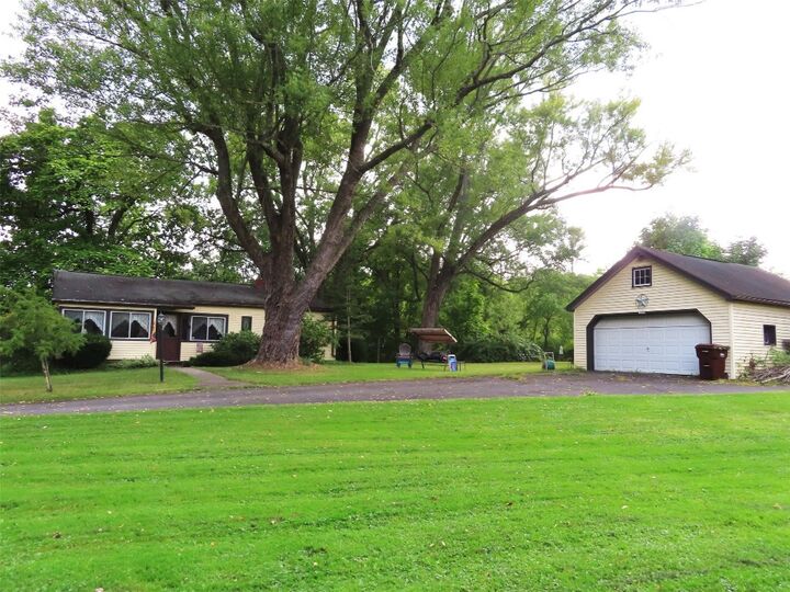 10363 Free Road  Conneaut Lake PA 16316 photo