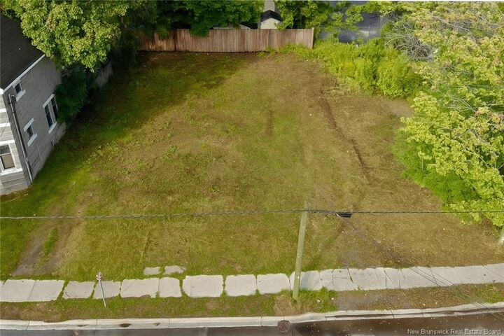 180 Dominion Street — photo 1