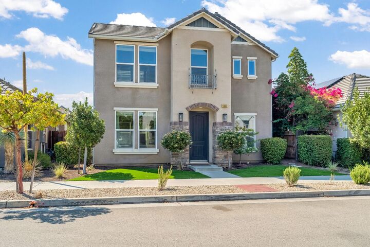 11333 N Garden Sage Avenue  Fresno CA 93730 photo