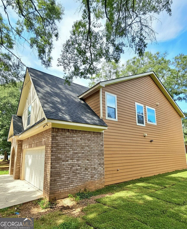 Property Photo: 38 Head Street GA 30253