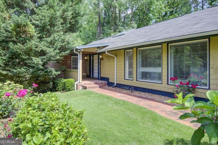 Property Photo: 2225 Beech Valley Drive SE GA 30080