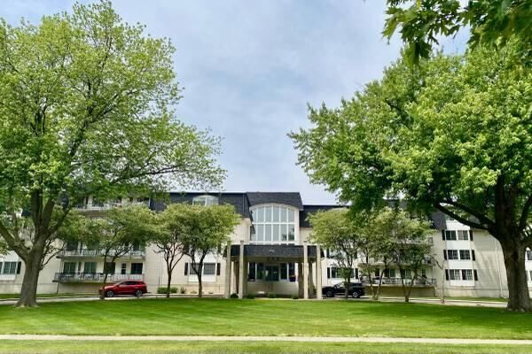 Property Photo: 8750 Harrison Avenue 411 IN 46321