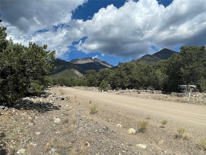 Property Photo:  2723 Happy Hollow Way  CO 81131 