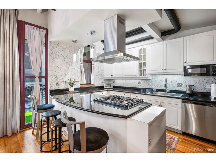 Property Photo:  1020 15th St 214  CO 80202 