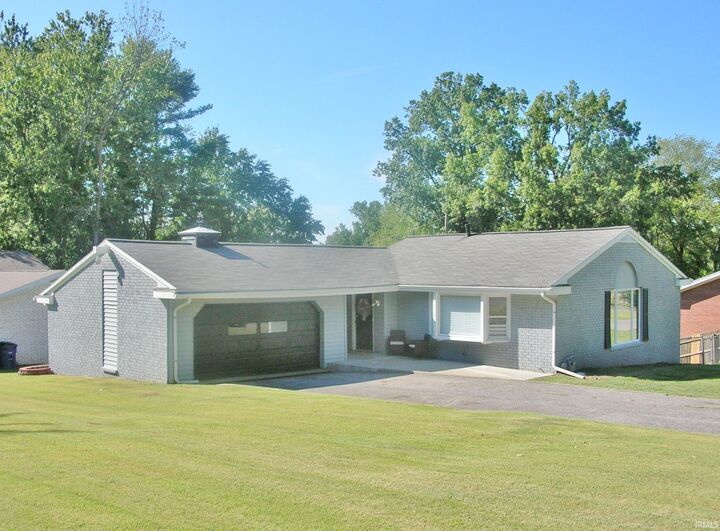 2228 Heritage Avenue  Evansville IN 47711 photo