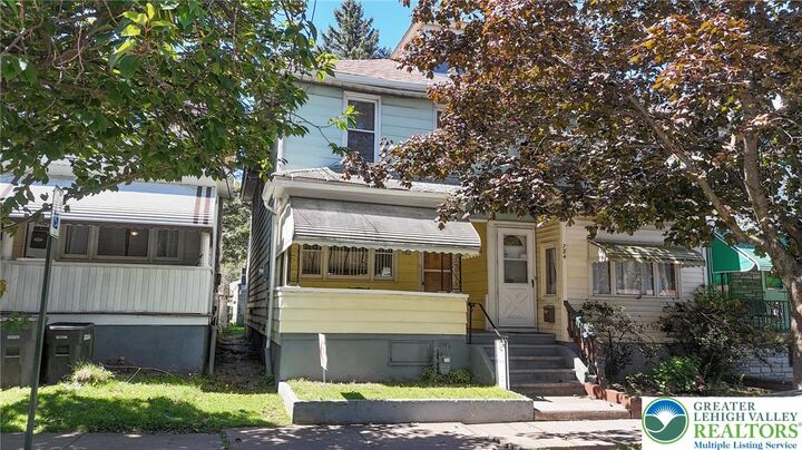 Property Photo:  782 N James Street  PA 18201 