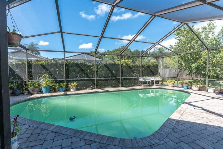 Property Photo:  12046 Stone Crossing Circle  FL 33635 