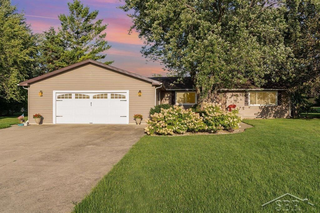 Property Photo:  1599 S Reese Road  MI 48757
