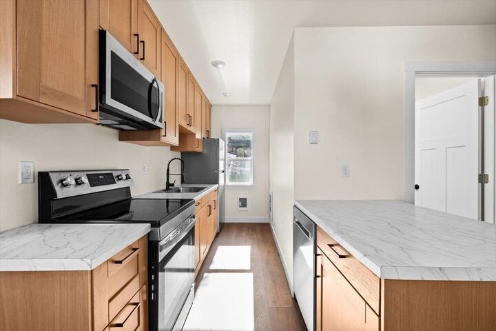 Property Photo: 207 E Summit Street SD 57754