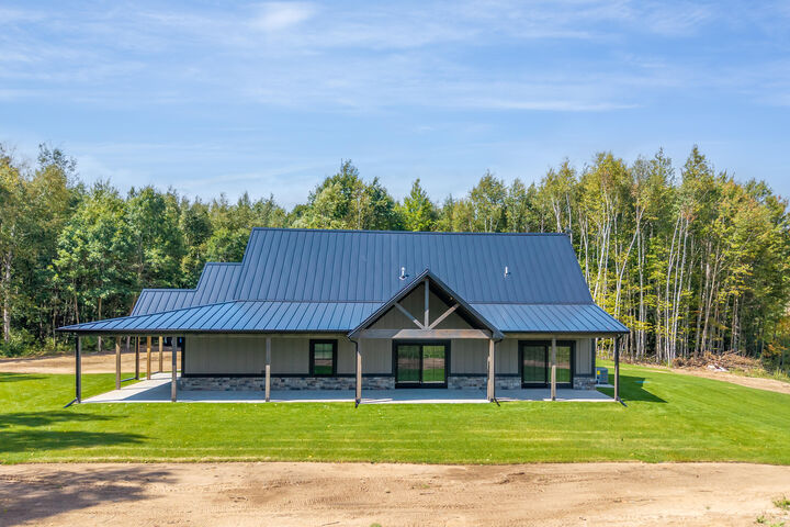 Property Photo: 1398 12 Mile Road MI 49340
