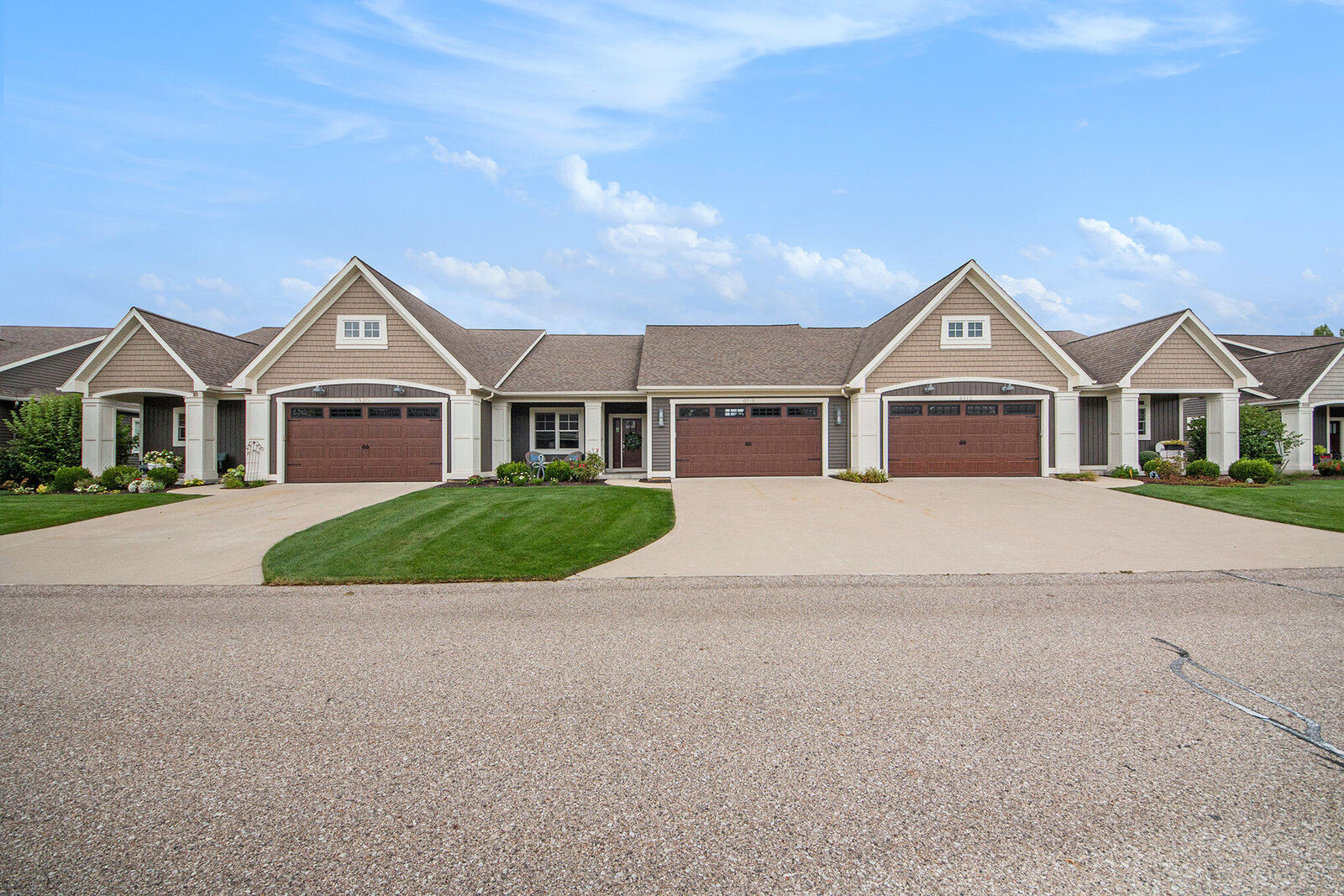 Property Photo: 6516 Andre'S Crossing MI 49418