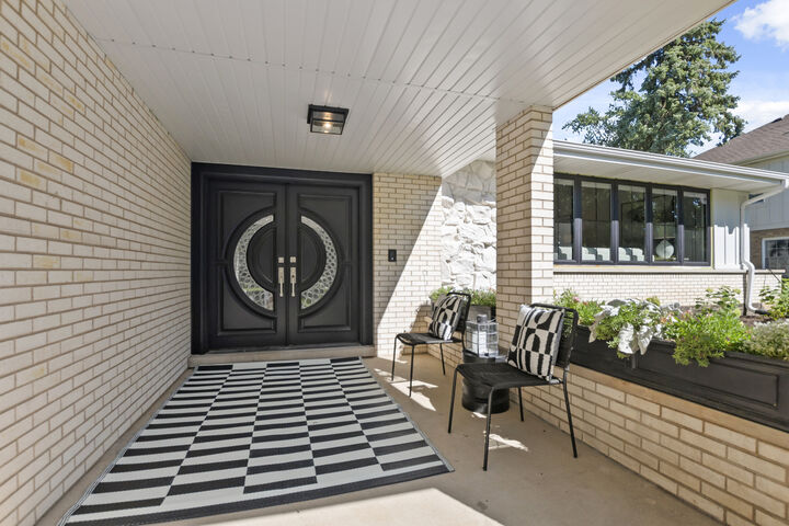 Property Photo:  5129 Harvey Avenue  IL 60558 