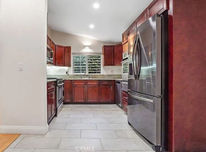 Property Photo: 5716 Comanche Avenue CA 91367