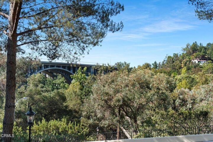 Property Photo:  70 N Arroyo Boulevard  CA 91105 