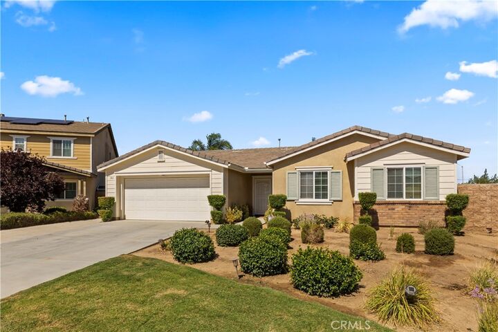 Property Photo: 146 Gilia Street CA 92543