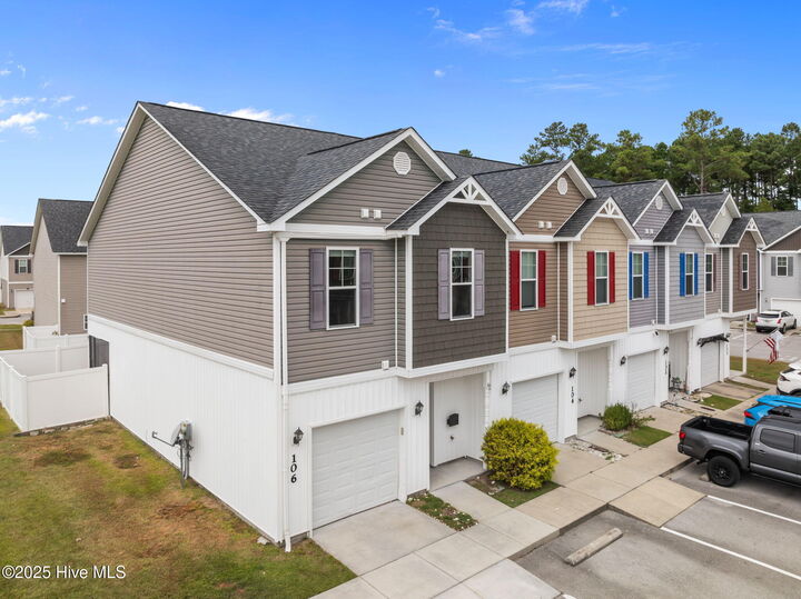 Property Photo:  106 Waterstone Lane  NC 28546 