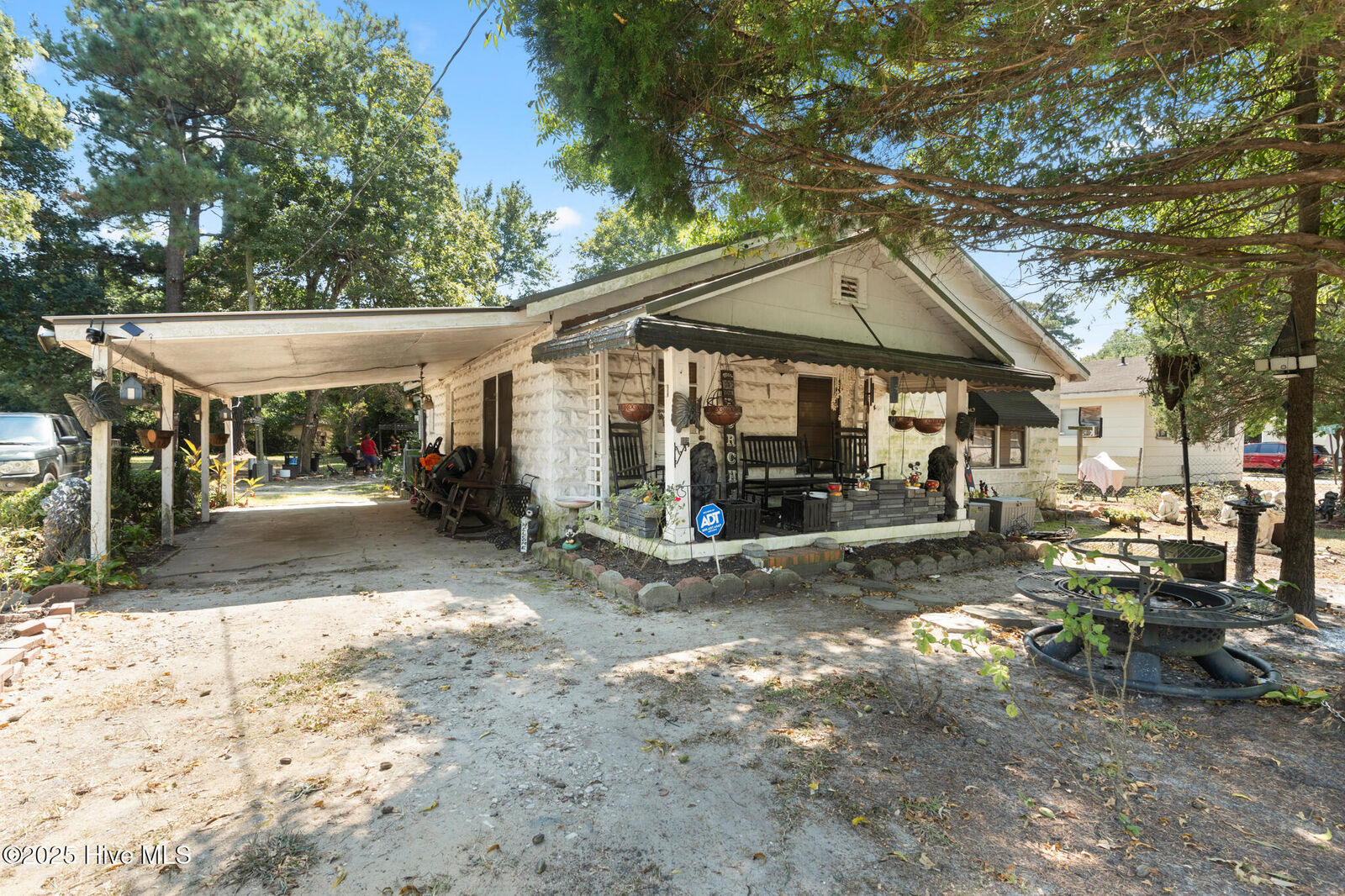 Property Photo:  201 Lee'S Mill Road  NC 28352 