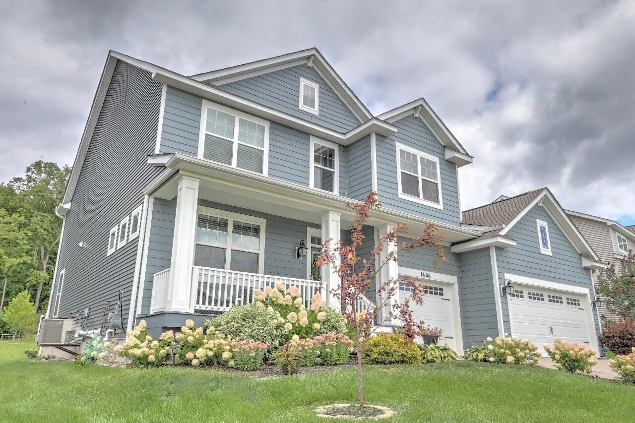 Property Photo: 1466 Clover Preserve Lane MN 55318