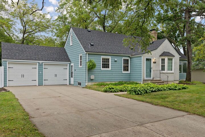 Property Photo:  1455 Louisiana Avenue S  MN 55426 