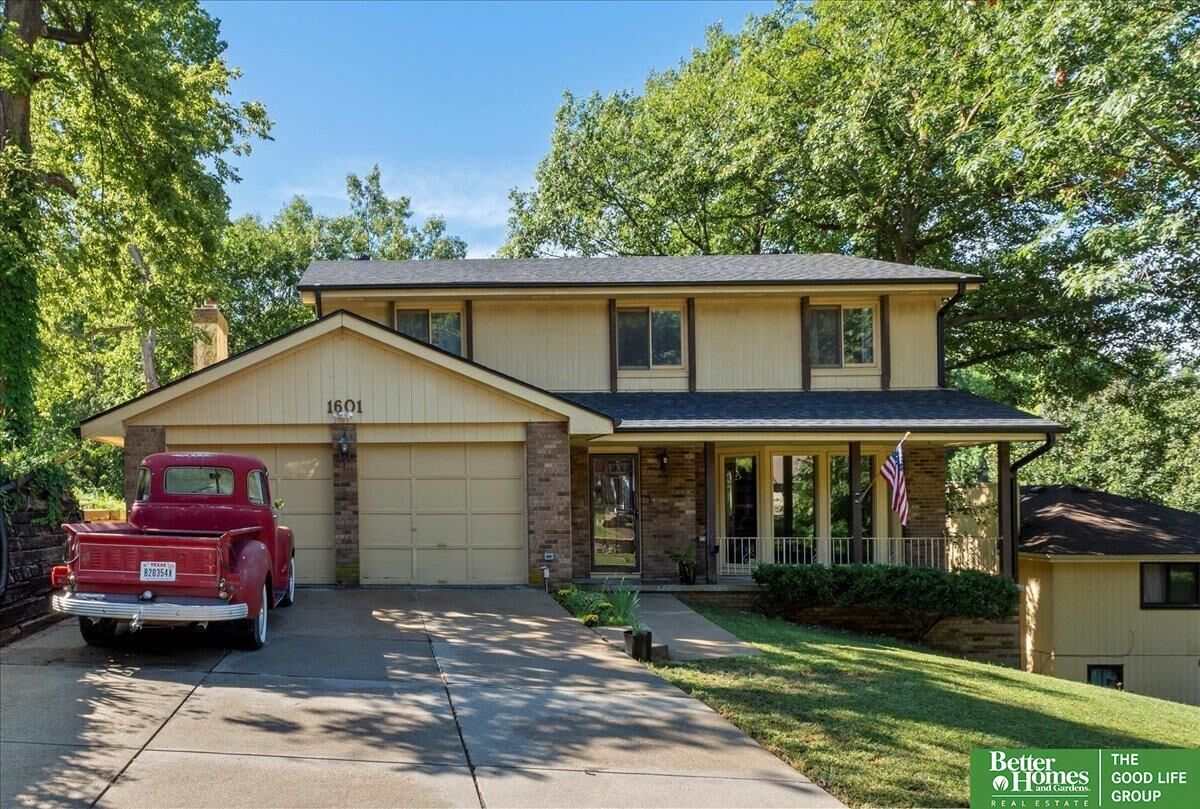 Property Photo: 1601 Camp Gifford Road NE 68005-9999