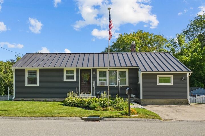 Property Photo:  109 Gile St  MA 01830 