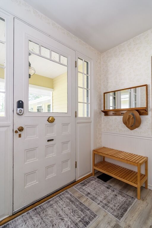 Property Photo:  6 Brook Street  MA 01770 