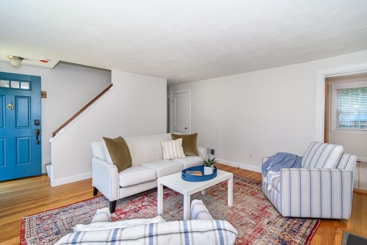 Property Photo:  4 Pryor Rd  MA 01760 