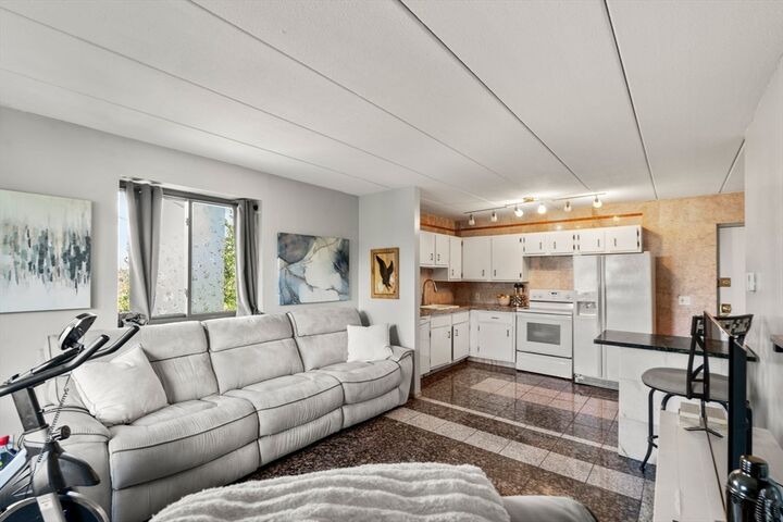 10 Main St 507  Framingham MA 01702 photo