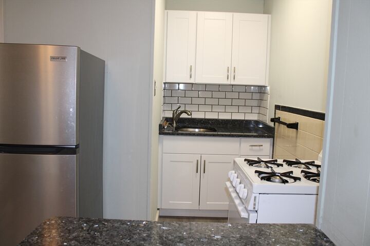 Property Photo: 10 Henchman St 2M MA 02113