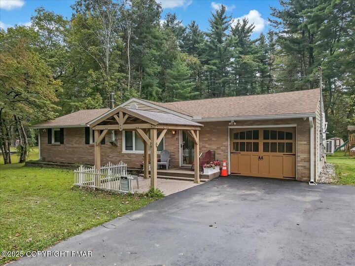 259 Tanite Road  Stroudsburg PA 18360 photo