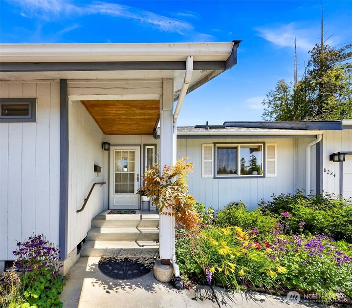 Property Photo:  8224  Quinault Road  WA 98230 