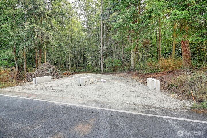 Property Photo:  900  Sunset Drive  WA 98282 